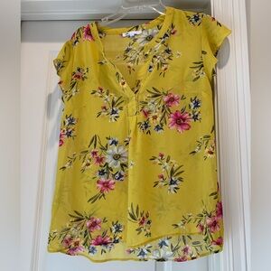 DR2 Floral Blouse Size M